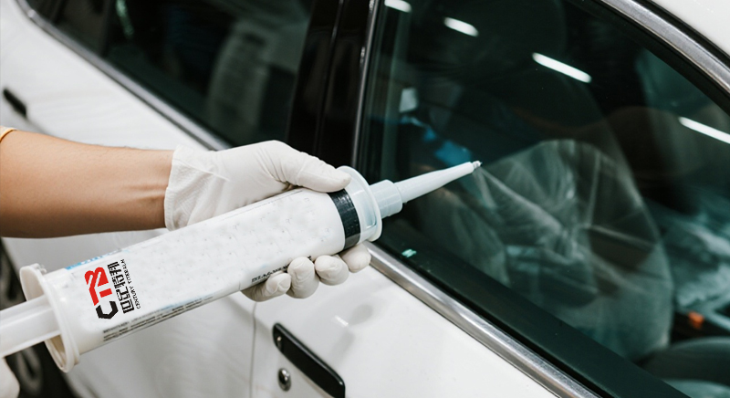 家用汽車擋風玻璃問題?這款膠能補漏還能加固